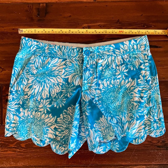 Lilly Pulitzer Pants - Size 0 Lilly Pulitzer Buttercup Shorts